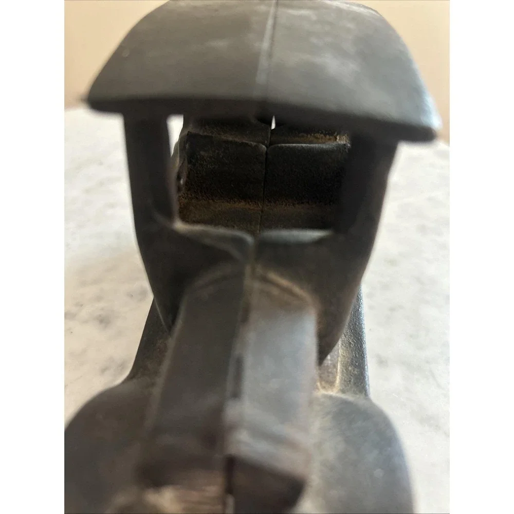 Iron Art Ford Car  Cast Iron 6